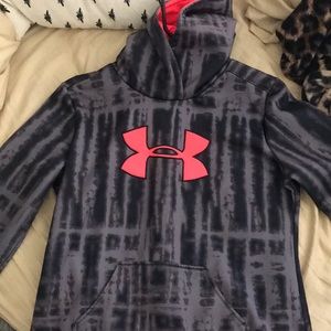 Super cute women’s Small hoodie!